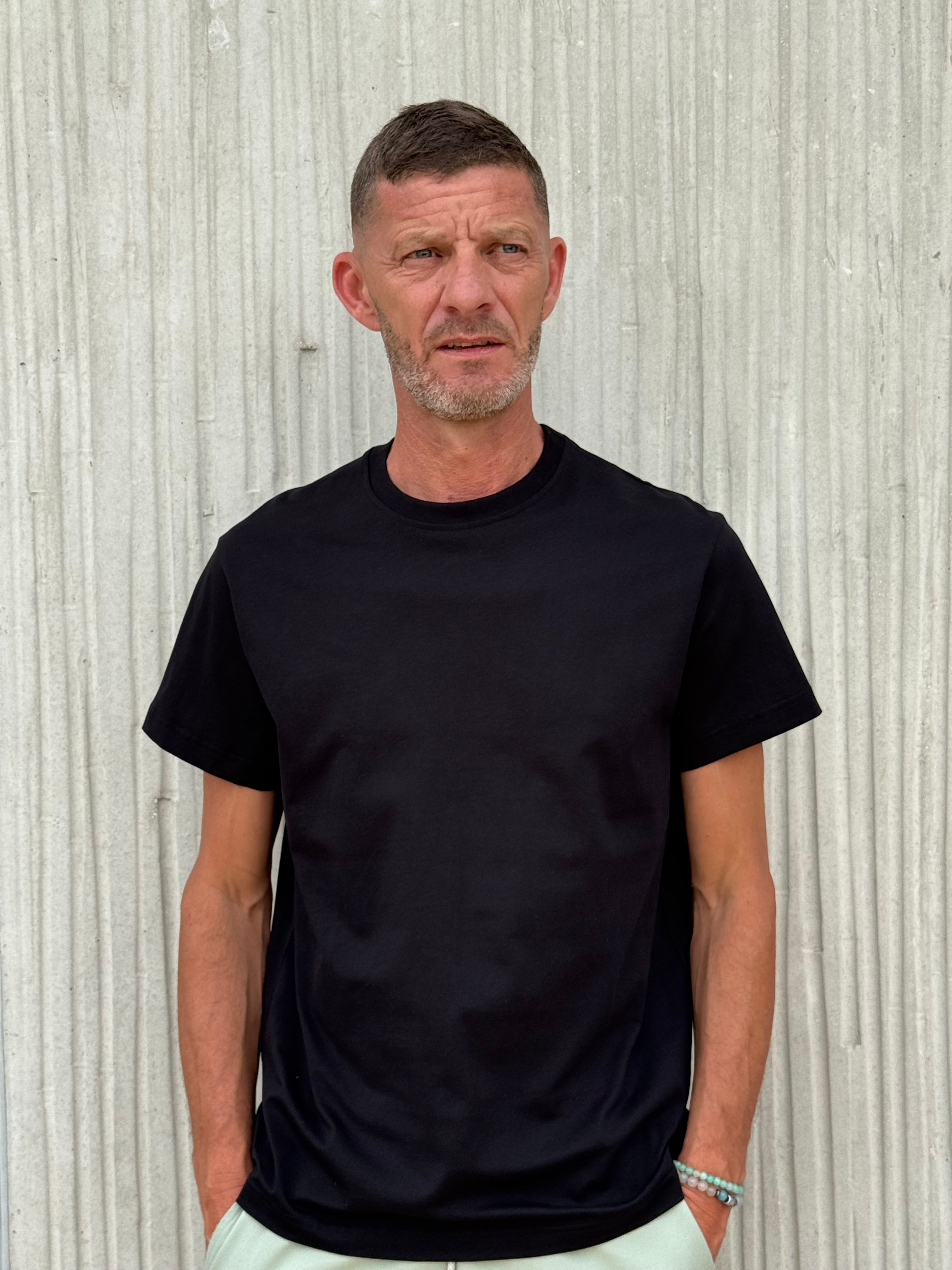 T-Shirt T180